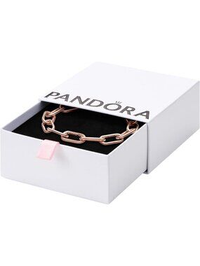 Medium-Link Chain Bracelet for Women - Elegant Jewelry with Gift Box Included